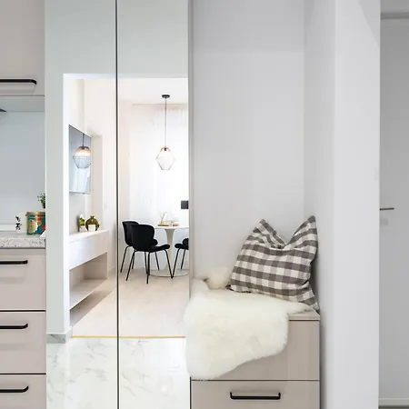 Apartment Elegant Escape With Balcony Calea Victoriei Bucharest